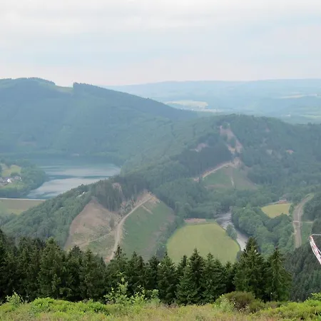 Great Spacious In A Tranquil Vakantiehuis *