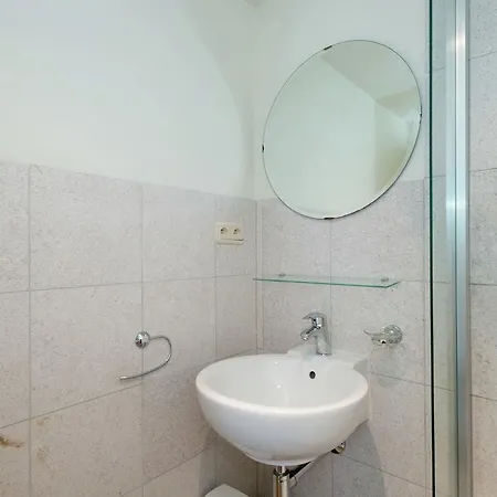 Great Spacious In A Tranquil